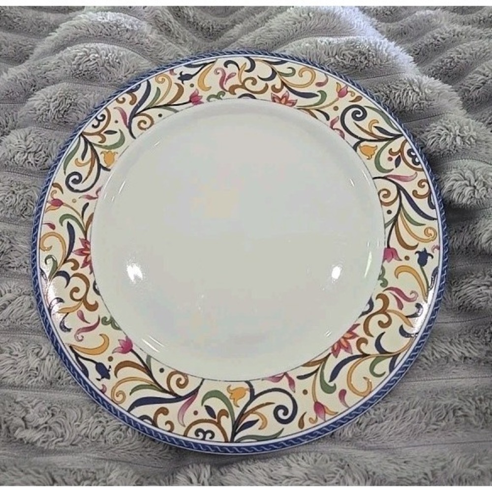 Vintage Lyon Pattern by Gibson Designs Dinner Plate Discontinued EUC!